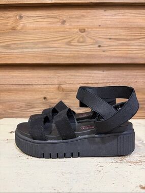 Shimmer by EDL ‘Leena’ Sandals